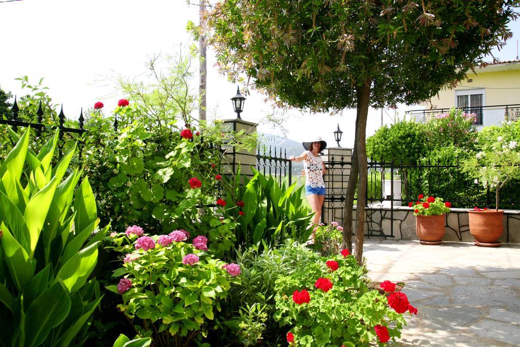 Philoxenia Hotel พริโนส ภายนอก รูปภาพ